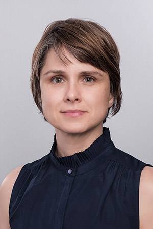 Elizabeth Throesch