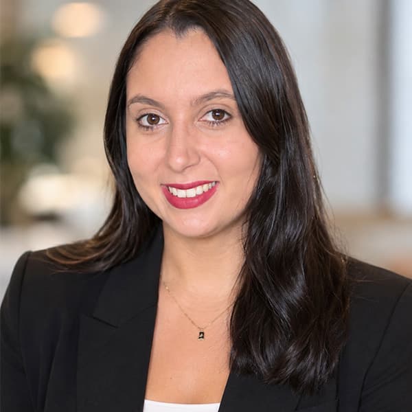 Calli Votta's headshot